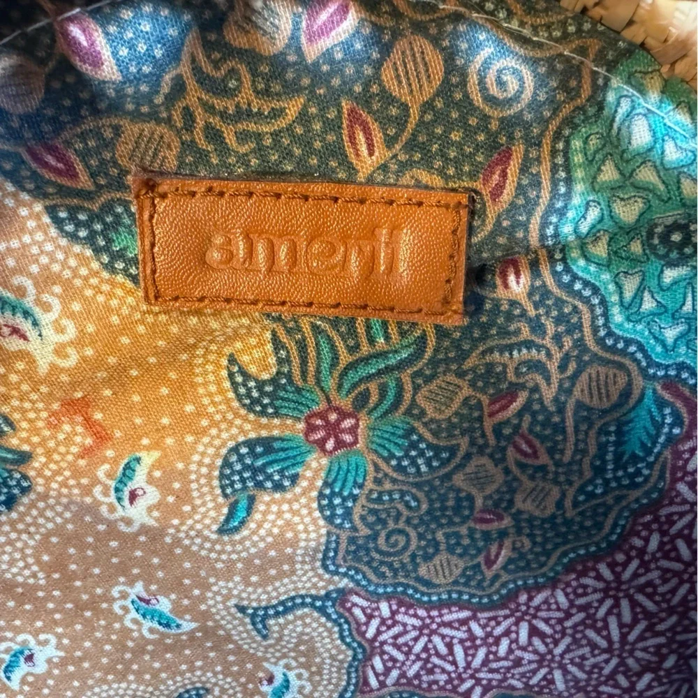 Amerii beautiful woven